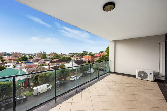 Balcony and leafy district outlook